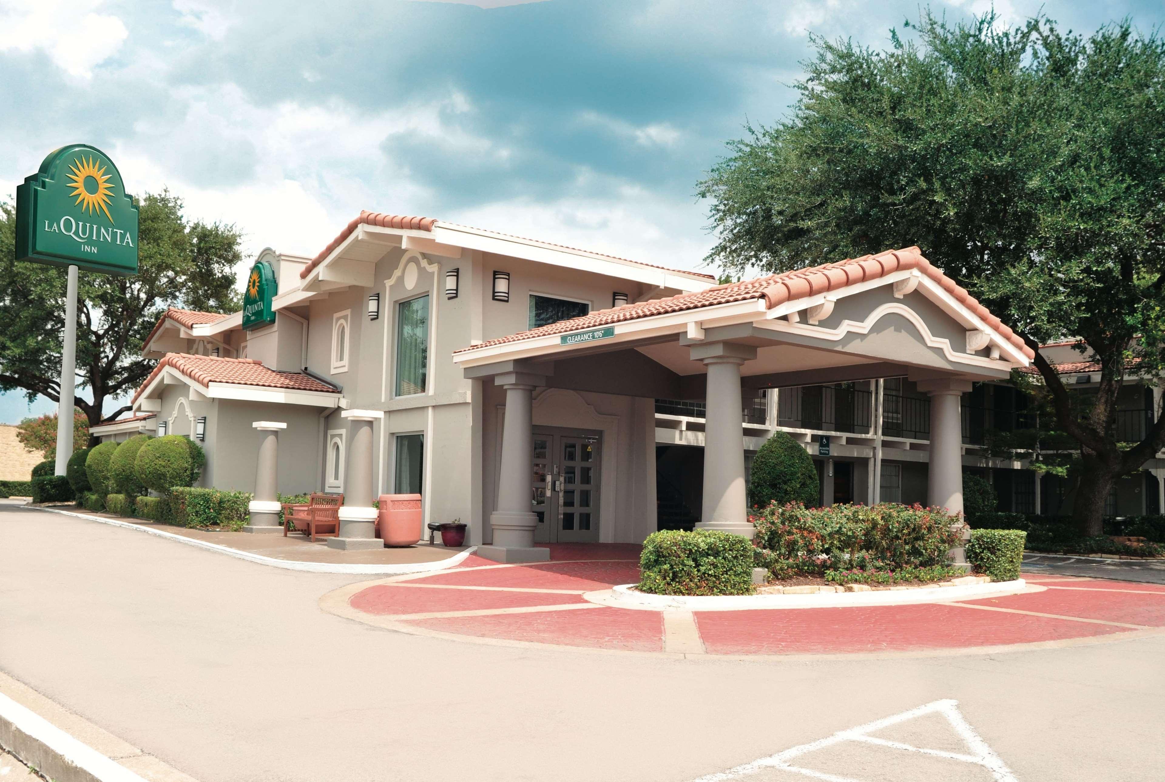 La Quinta Inn By Wyndham Dallas Uptown Exteriér fotografie