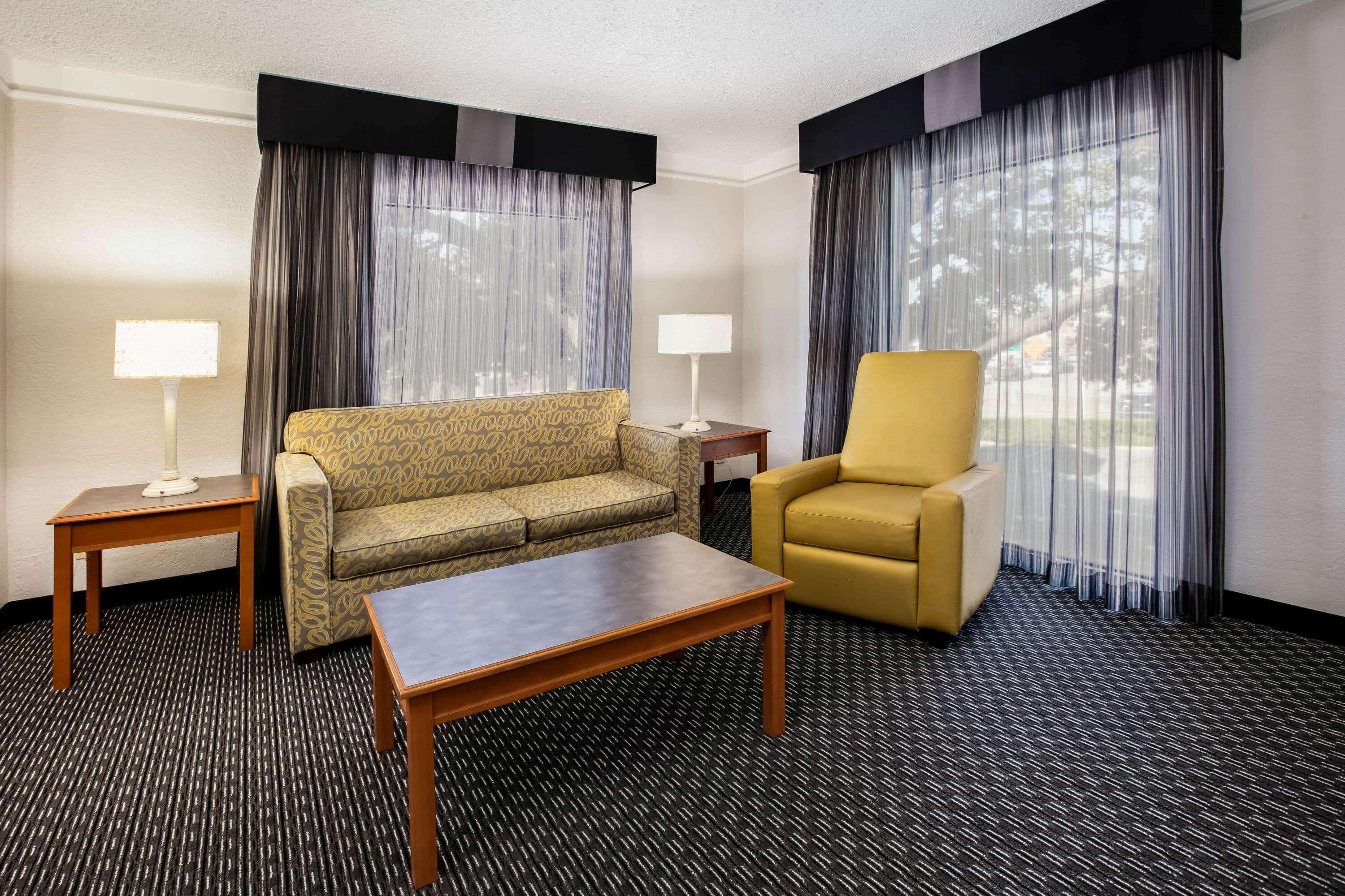 La Quinta Inn By Wyndham Dallas Uptown Exteriér fotografie