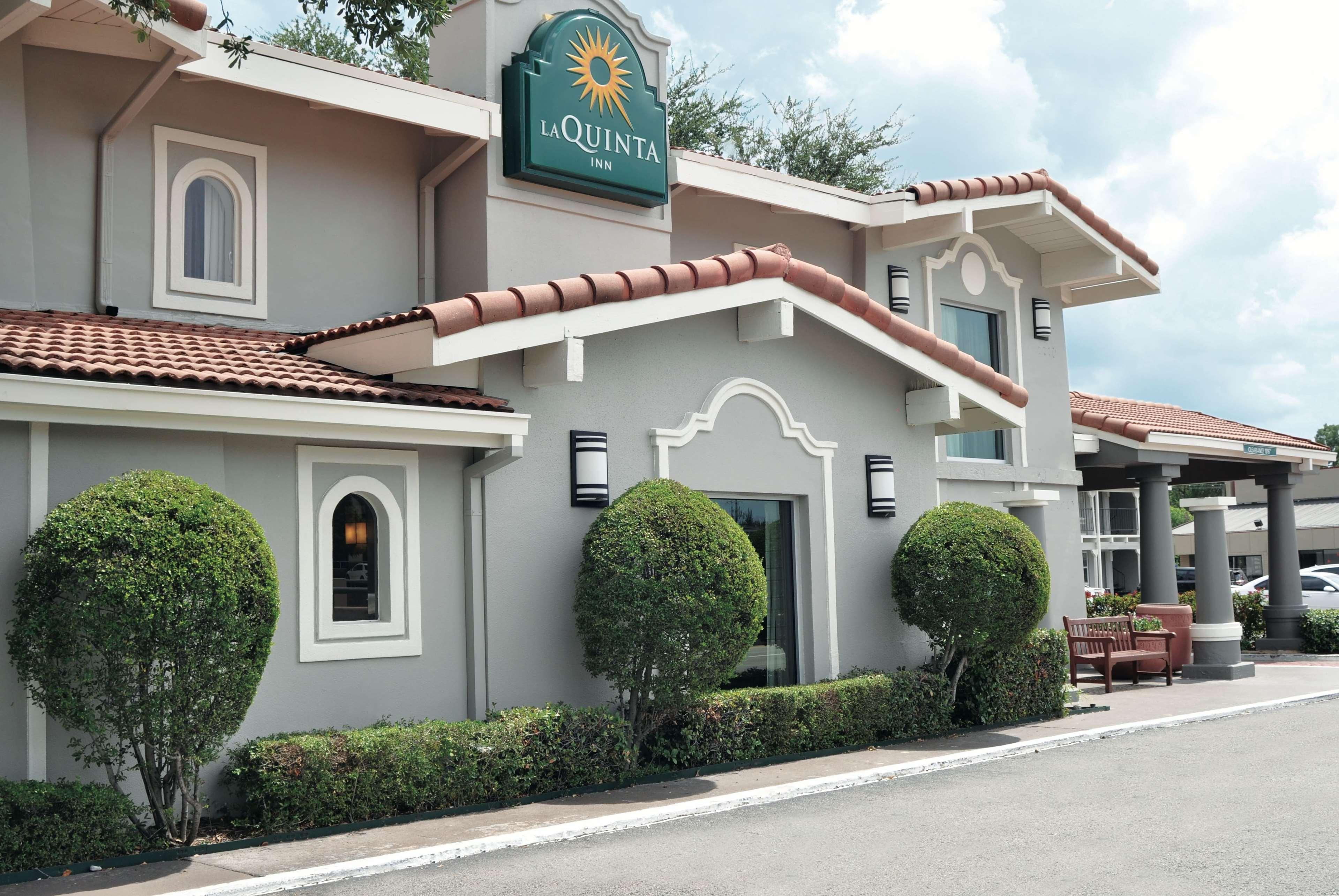 La Quinta Inn By Wyndham Dallas Uptown Exteriér fotografie