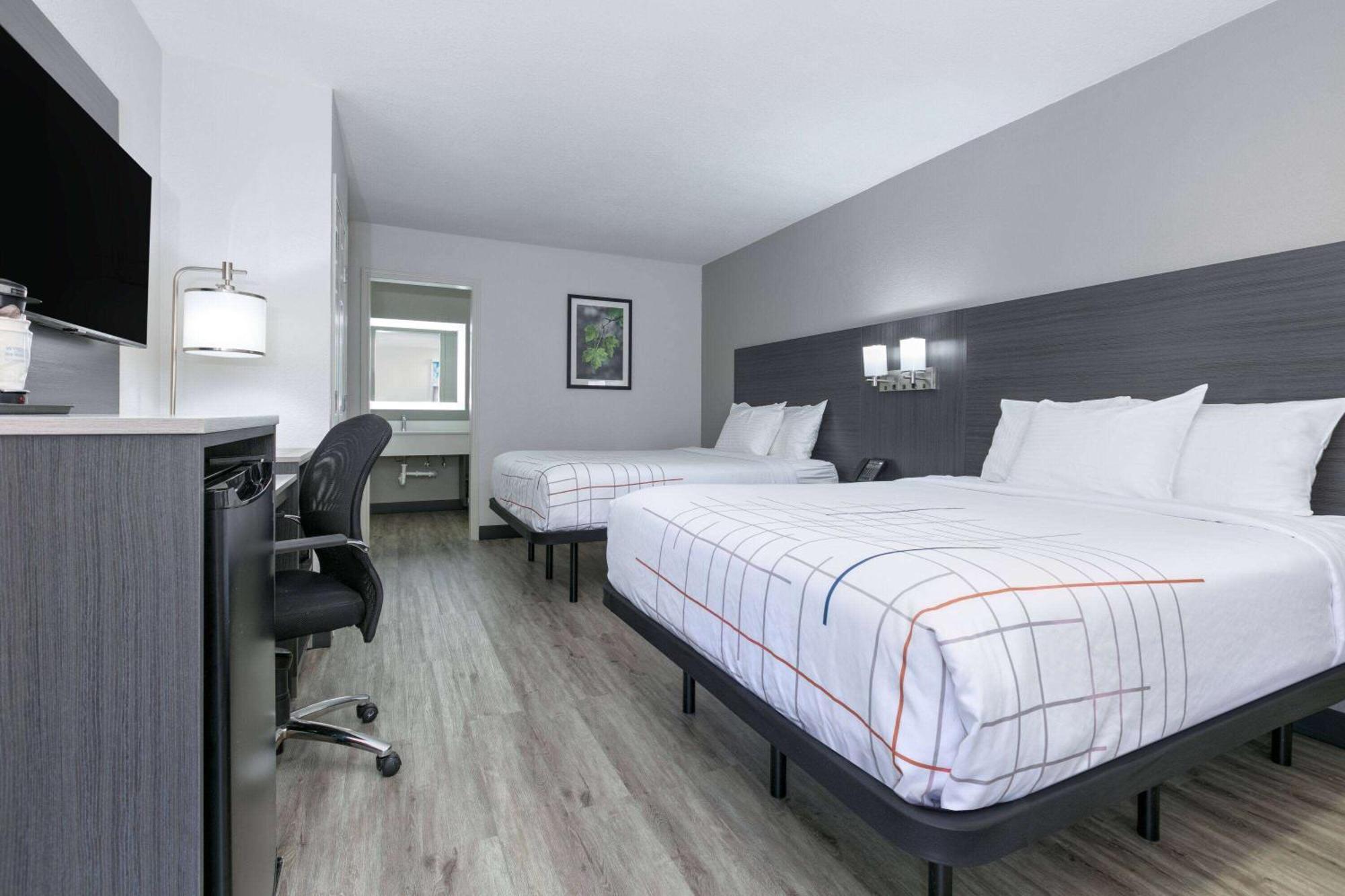 La Quinta Inn By Wyndham Dallas Uptown Exteriér fotografie